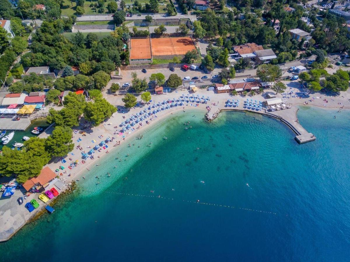 Villa Sara Crikvenica Exterior foto