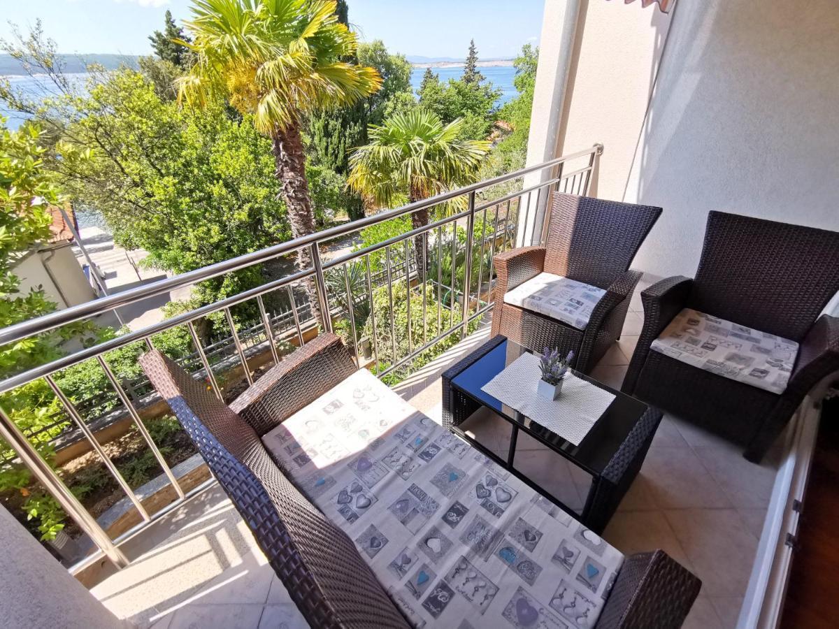 Villa Sara Crikvenica Exterior foto