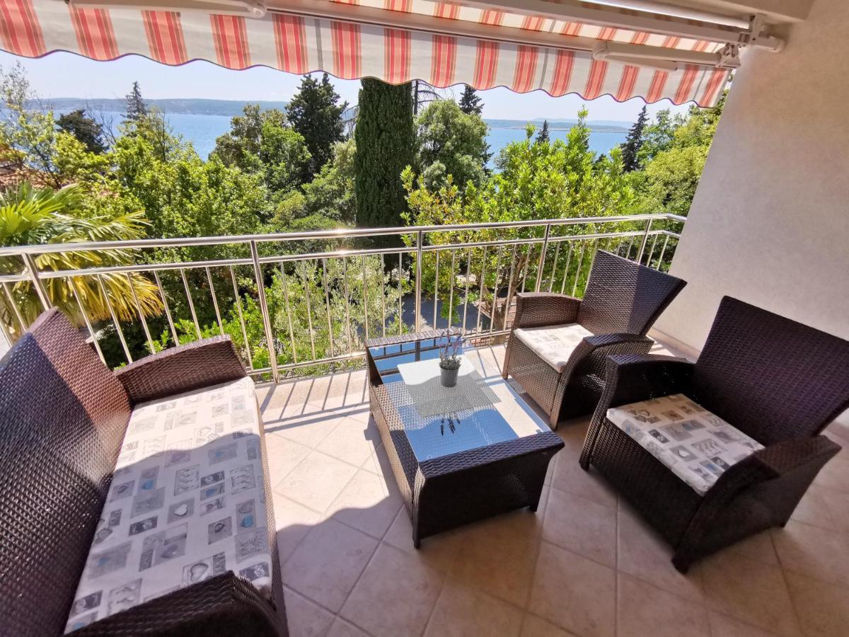 Villa Sara Crikvenica Exterior foto